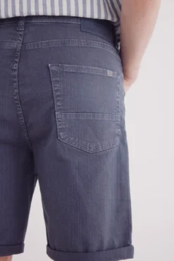 Bermuda cor lavada slim fit