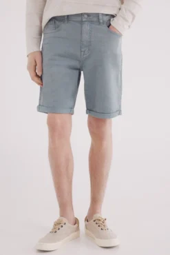 Bermuda cor lavada slim fit