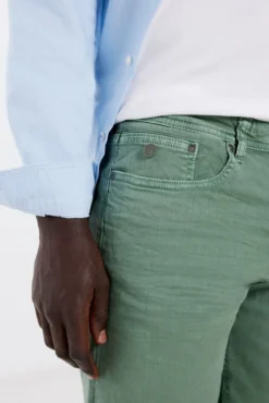 Bermuda cor slim fit
