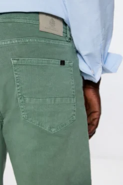 Bermuda cor slim fit