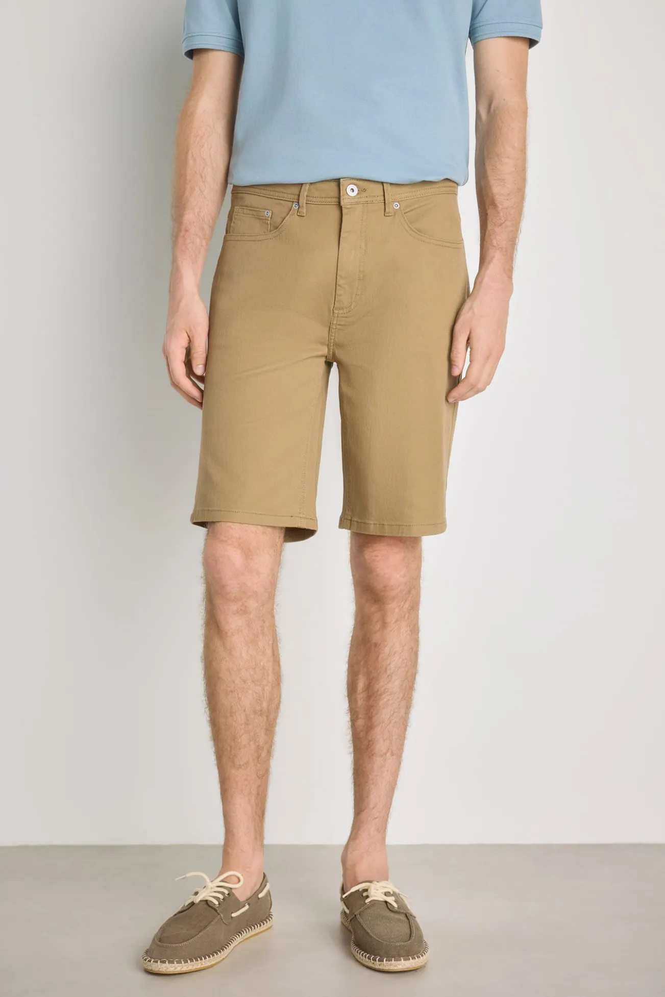 Bermuda de cinco bolsos
