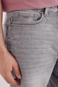 Bermuda denim