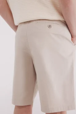 Bermuda estrutura cor conforto ajuste