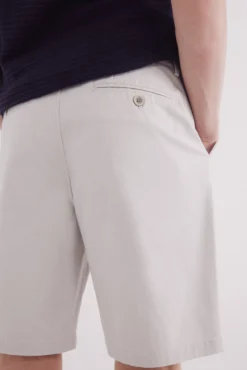 Bermuda estrutura cor conforto ajuste