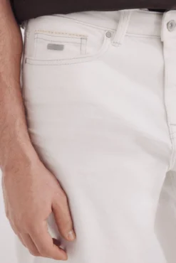 Bermuda jeans branca lavada regular fit
