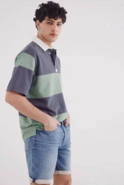 Bermuda jeans em malha denim slim fit média