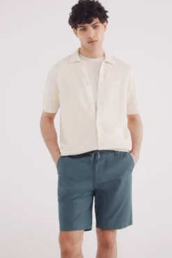 Bermuda piqué riscas conforto slim fit