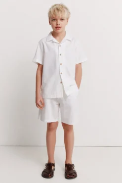 Bermudas chino em linho para menino