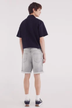 Bermudas de ganga em knit denim