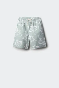 Bermudas florais para meninos
