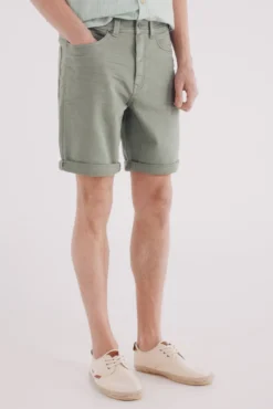 Bernuda em malha lavada