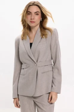 Blazer trespassado com botões