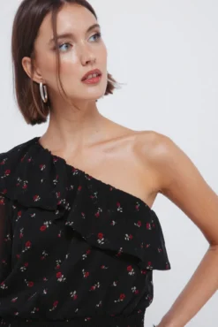 Blusa assimétrica