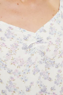 Blusa com estampado floral