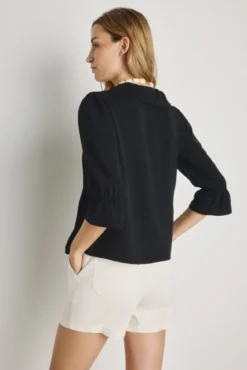 Blusa com folhos