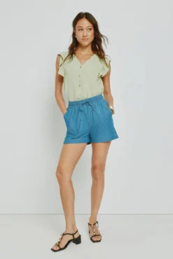 Blusa com folhos