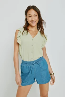 Blusa com folhos
