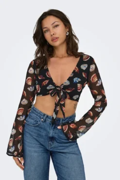 Blusa curta ajustável