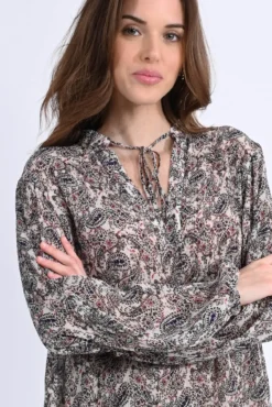 Blusa de manga comprida com estampado e laçada