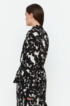 Blusa de manga comprida cruzada