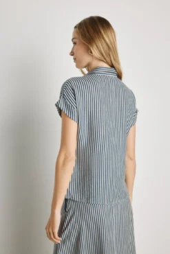 Blusa de riscas de manga curta