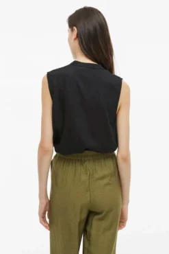 Blusa de viscose mangas com gola mao