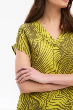 Blusa estampada com viscose