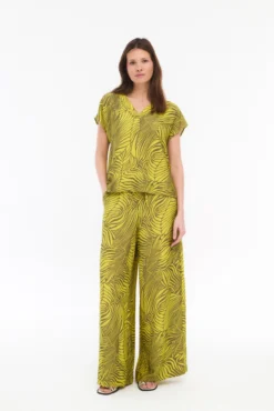 Blusa estampada com viscose