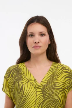 Blusa estampada com viscose
