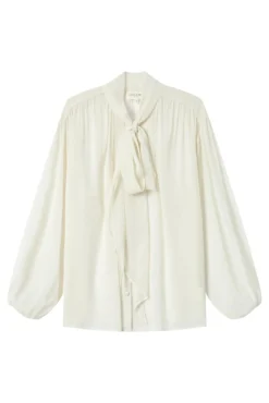 Blusa esvoaçante com laçada