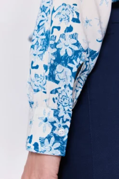 Blusa florescente