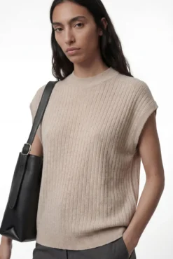Blusa manga com gola alta