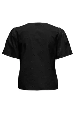 Blusa manga curta bordada