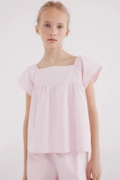 Blusa às riscas oxford de menina