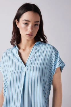 Blusa tipo t-shirt estampada