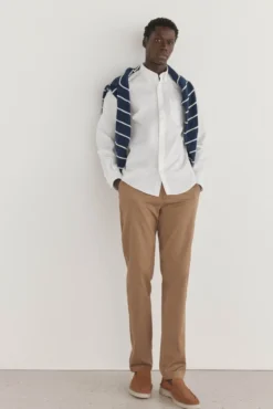 Calça calças chino slim fit com estampa