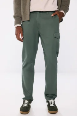 Calça cargo slim fit confortável