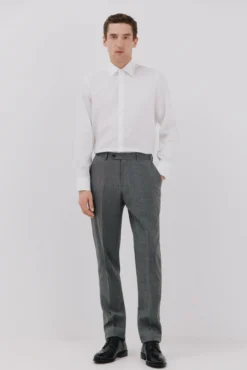 Calça cinza slim fit