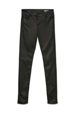 Calça com efeito encerado