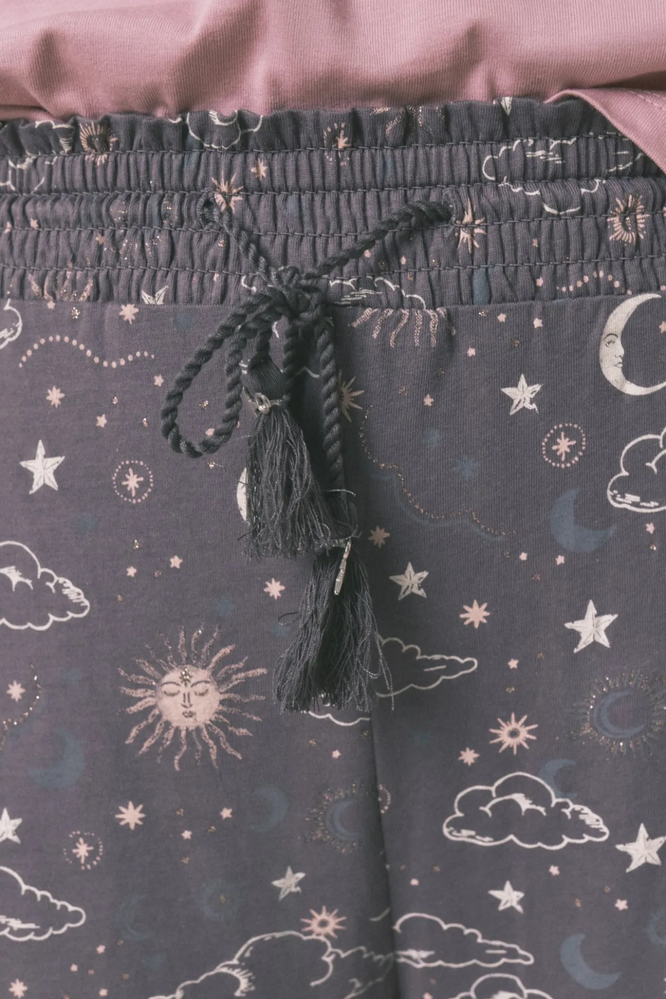 Calça comprida 100% algodão com estampado astral
