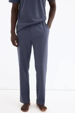 Calça comprida em algodão espanhol
