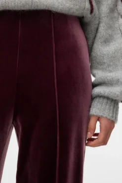 Calça compridas de veludo