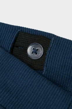 Calça de menino azul
