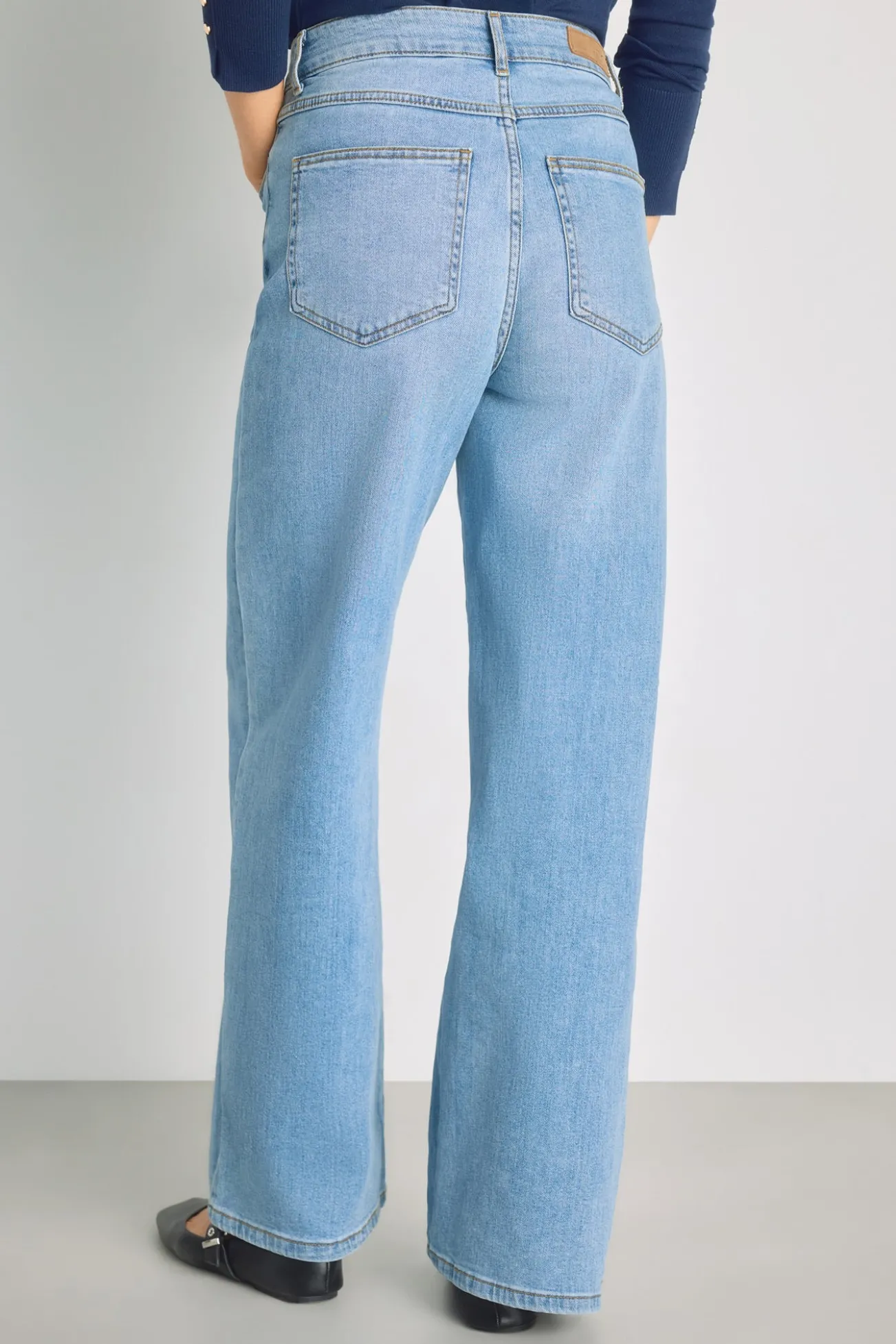 Calça denim larga