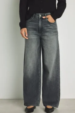 Calça denim larga