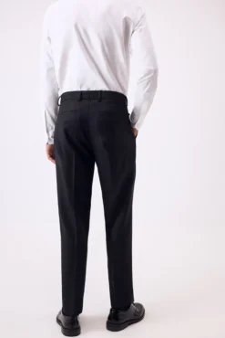 Calça de pregas para sair