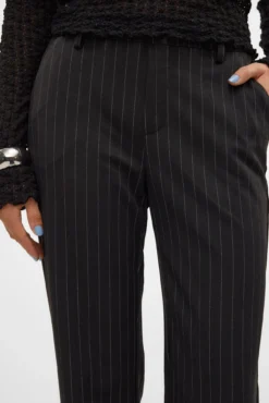 Calça de terno listradas