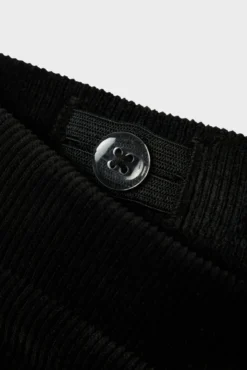 Calça de veludo