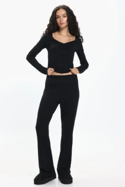Calça elásticas