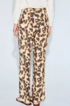 Calça flare estampado